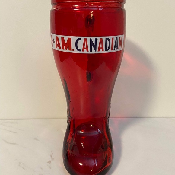 Set of Molsen I Am Canadian Red Glass Boot mugs - Picture 3 of 4